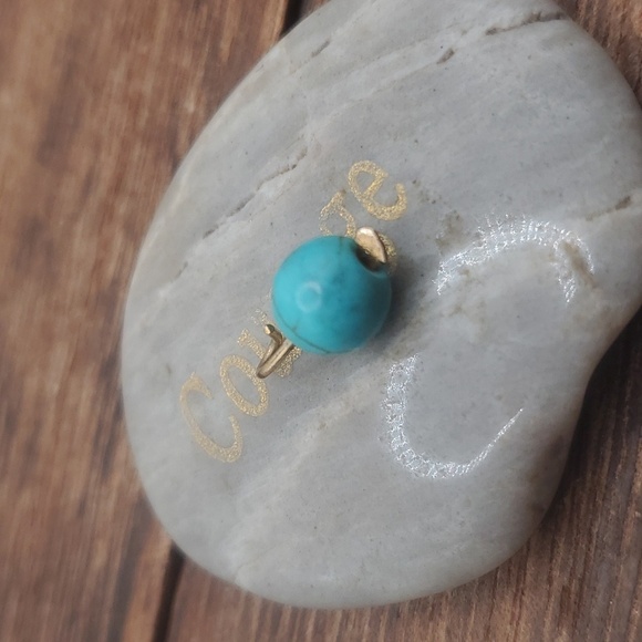 Turquoise orb pendant - Picture 1 of 2
